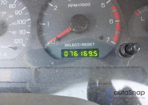 2002 Ford Mustang z USA, uszkodzony, nr VIN 1FAFP44472F228237